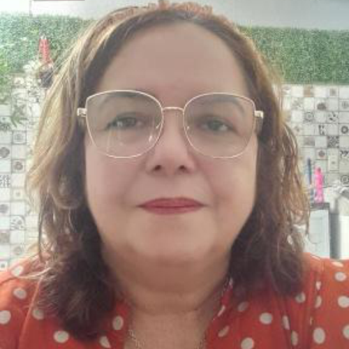 Profa. Dra. Erlenia Sobral do Vale