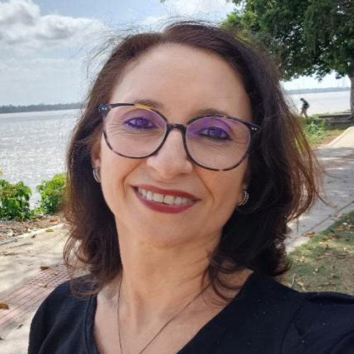 Profa. Dra. Joana Valente Santana